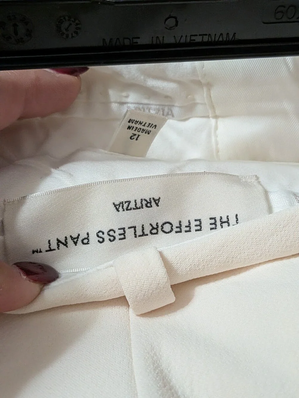Aritzia The Effortless Pant Cropped Crepette Ivory Wide Leg Size 12 - Picture 4 of 5